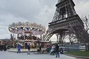 Images Dated 25th December 2012: Carousel with Eiffel Tower, Paris, Ile de France, France, Europe