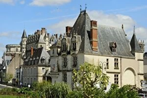 Images Dated 1st June 2012: Chateau d Amboise and town buildings, Amboise, UNESCO World Heritage Site, Indre-et-Loire