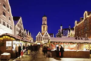 Market Square Gallery: Christmas fair, market square, Martinskirche church, Biberach an der Riss, Upper Swabia