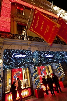 Christmas lights and decorations outside the Cartier Store, Fifth Avenue Christmas lights and decorations outside the Cartier Store, Fifth Avenue