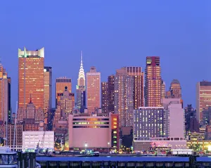 The Chrysler Building and the Manhattan skyline seen from New Jersey The Chrysler Building and the Manhattan skyline seen from New Jersey