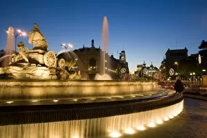 Images Dated 25th December 2006: Cibeles fountain, Cibeles Square, Calle de Alcala, at Christmas time, Madrid
