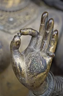 Kathmandu Valley Gallery: Close-up of the hand of Ganga