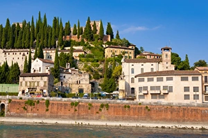 Colle San Pietro, River Adige, Verona, UNESCO World Heritage Site, Veneto, Italy, Europe Colle San Pietro, River Adige, Verona, UNESCO World Heritage Site, Veneto, Italy, Europe