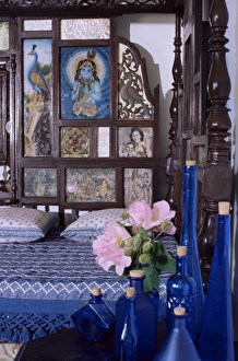 Colonial style bed with bed headboard inlaid with 19th Colonial style bed with bed headboard inlaid with 19th