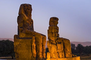Luxor Gallery: Colossi of Memnon, UNESCO World Heritage Site, West Bank, Luxor, Egypt, North Africa