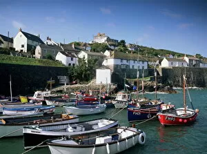 Images Dated 28th July 2008: Coverack harbour, Cornwall, England, United Kingdom, Europe