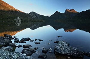Images Dated 19th April 2011: Cradle Mountain and Dove Lake, Cradle Mountain-Lake St. Clair National Park