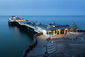 Usk Collection: Cromer Pier at dusk, Cromer, Norfolk, England, United Kingdom, Europe