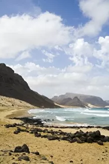 Praia Collection: Deserted beach at Praia Grande, Sao Vicente, Cape Verde Islands, Atlantic Ocean, Africa
