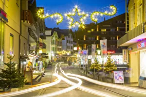 Dorfstrasse in Wengen, Jungfrau region, Bernese Oberland, Swiss Alps, Switzerland, Europe Dorfstrasse in Wengen, Jungfrau region, Bernese Oberland, Swiss Alps, Switzerland, Europe