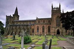 Dunfermline Collection: Dunfermline Abbey church dating from between the 12th