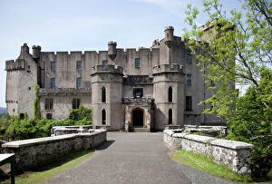 Castles Gallery: Dunvegan Castle, Isle of Skye, Scotland, United Kingdom, Europe
