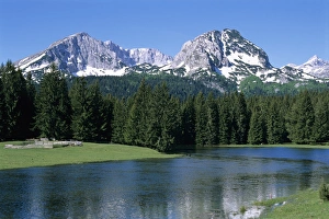 Durmitor mountain range, near Zabljak, Durmitor National Park, UNESCO World Heritage Site Durmitor mountain range, near Zabljak, Durmitor National Park, UNESCO World Heritage Site