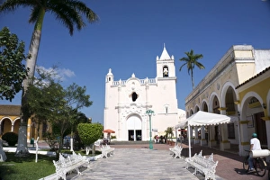 Mexico Heritage Sites Gallery: Historic Monuments Zone of Tlacotalpan Collection