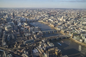 Elevated view of the River Thames and London skyline looking west, London, England, United Kingdom, Europe Elevated view of the River Thames and London skyline looking west, London, England, United Kingdom, Europe