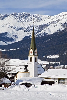 Ellmau ski resort, Wilder Kaiser mountains beyond, Tirol, Austrian Alps, Austria, Europe Ellmau ski resort, Wilder Kaiser mountains beyond, Tirol, Austrian Alps, Austria, Europe