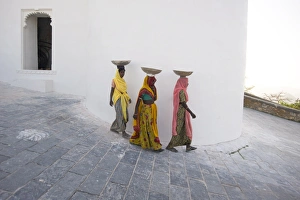Three female construction workers at the Monsoon Palace, Udaipur, Rajasthan, India, Asia Three female construction workers at the Monsoon Palace, Udaipur, Rajasthan, India, Asia