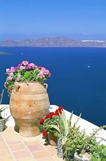 Terrace Gallery: Fira, island of Santorini (Thira), Cyclades Islands, Aegean, Greek Islands