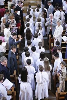 Images Dated 6th March 2000: First Holy Communion procession, London, England, United Kingdom, Europe