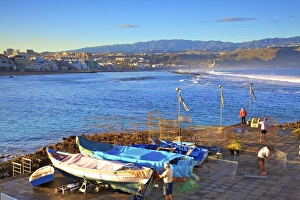 Fishermen at Playa de las Canteras Beach, Santa Catalina District Fishermen at Playa de las Canteras Beach, Santa Catalina District