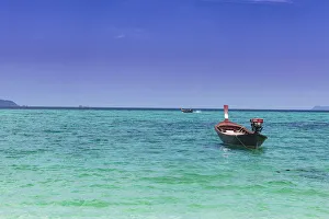 Fishing boat at Sunrise Beach, Koh Lipe, Tarutao National Park, Thailand, Southeast Asia Fishing boat at Sunrise Beach, Koh Lipe, Tarutao National Park, Thailand, Southeast Asia