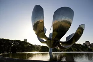 Argentina Gallery: Floalis Genetrica sculpture in UN Plaza, Recoleta, Buenos Aires, Argentina, South America