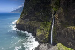 Flowing water of Bridal Veil Fall cascading from rocks, Seixal, Madeira island, Portugal Flowing water of Bridal Veil Fall cascading from rocks, Seixal, Madeira island, Portugal