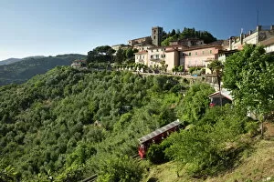 Images Dated 24th May 2014: Funicular below hill top town, Montecatini Alto, Tuscany, Italy, Europe