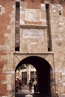 Gateway, Le Castillet, Perpignan, Pyrenees-Orientale, Languedoc-Roussillon Gateway, Le Castillet, Perpignan, Pyrenees-Orientale, Languedoc-Roussillon