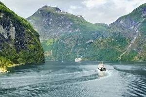 Fjord Gallery: Gerainger Fjord, UNESCO World Heritage Site, Norway, Scandinavia, Europe