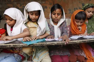 Girls studying in a medersa (koranic school), Fatehpur Sikri, Uttar Pradesh, India, Asia Girls studying in a medersa (koranic school), Fatehpur Sikri, Uttar Pradesh, India, Asia