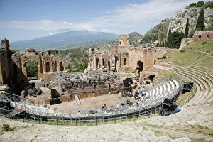 Images Dated 8th June 2007: The Greek and Roman theatre, Taormina, Sicily, Italy, Europe