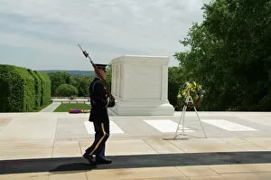 Military Collection: Guard at the Tomb of the Unknown Soldier