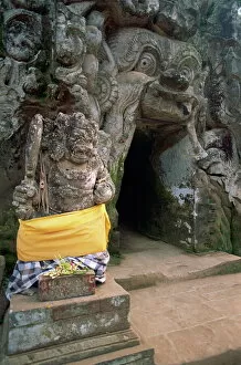Bali Gallery: Guardian statue and entrance to the Goa Gajah