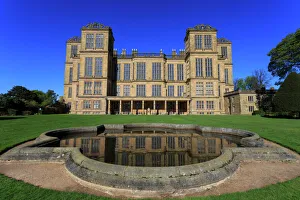 Hardwick Hall, near Chesterfield, reflected in pond under a clear blue sky, Derbyshire Hardwick Hall, near Chesterfield, reflected in pond under a clear blue sky, Derbyshire