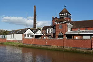 England Gallery: Harveys Brewery on River Ouse, Lewes, East Sussex, England, United Kingdom, Europe