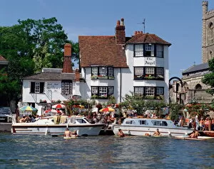 Pubs Gallery: Henley on Thames, Oxfordshire, England, United Kingdom, Europe