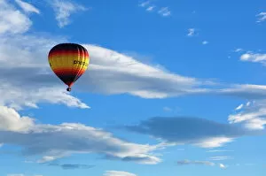 Drifting Gallery: Hot air balloon