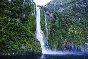 Images Dated 19th March 2011: Huge waterfall in the Milford Sound, Fiordland National Park, UNESCO World Heritage Site