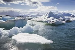 Glacial Gallery: Icebergs in glacial lagoon at Jokulsarlon, Iceland, Polar Regions