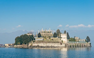 Isola Bella, one of the Borromeo Islands in winter, Lake Maggiore, Piedmont, Italian Lakes Isola Bella, one of the Borromeo Islands in winter, Lake Maggiore, Piedmont, Italian Lakes