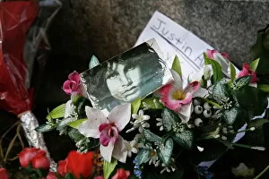 Jim Morrisons grave at Pere Lachaise cemetery, Paris, France, Europe