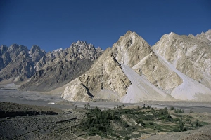 Related Images Gallery: Khunjerbad Pass