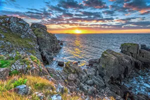 Bright Light Gallery: Lagavulin Bay at sunrise, Islay, Argyll and Bute, Scotland, United Kingdom, Europe