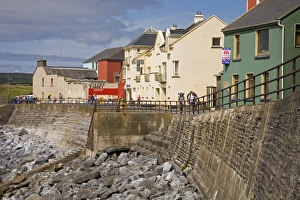 Lahinch Town, County Clare, Munster, Republic of Ireland, Europe Lahinch Town, County Clare, Munster, Republic of Ireland, Europe