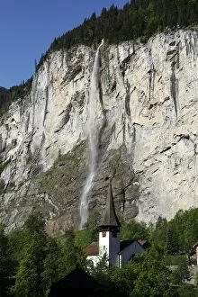 Images Dated 5th June 2010: Lauterbrunnen Falls, Lauterbrunnen Valley, Bernese Oberland, Swiss Alps