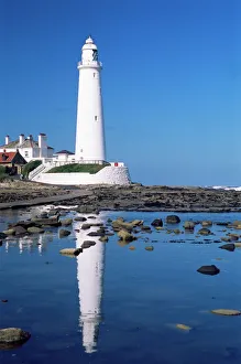 Lighthouse, St. Marys Island, Whitley Bay, Tyne and Wear, England Lighthouse, St. Marys Island, Whitley Bay, Tyne and Wear, England
