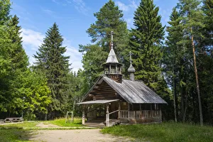 Little wooden chapel, Malye Korely, Little Karelia, Arkhangelsk, Russia, Europe Little wooden chapel, Malye Korely, Little Karelia, Arkhangelsk, Russia, Europe