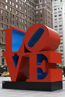 Sculpture Gallery: Love Sculpture by Robert Indiana
